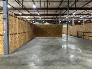 6700-6800 NE 59th Pl, Portland, OR for lease Interior Photo- Image 1 of 9