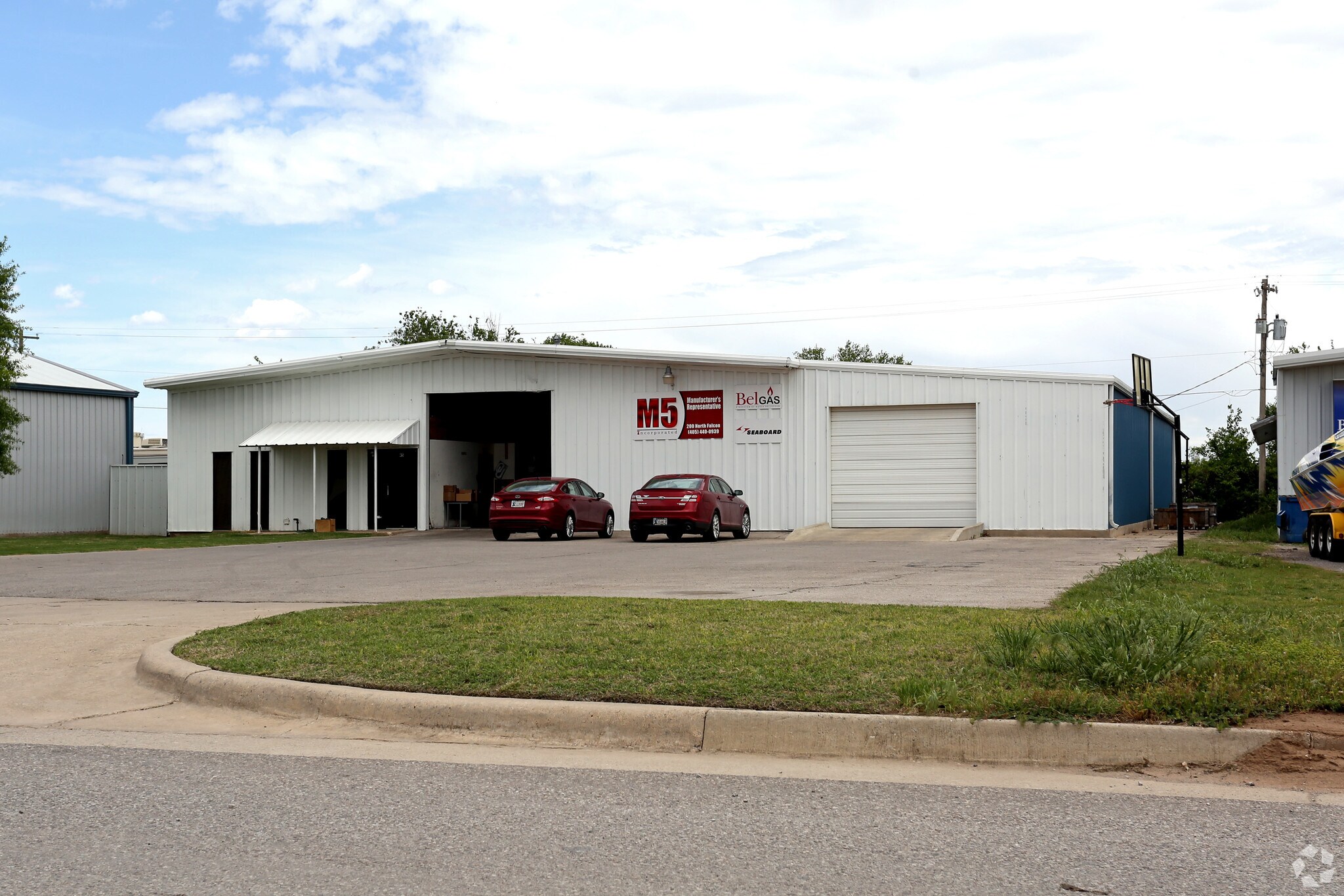200 N Falcon Dr, Oklahoma City, OK for lease Primary Photo- Image 1 of 8