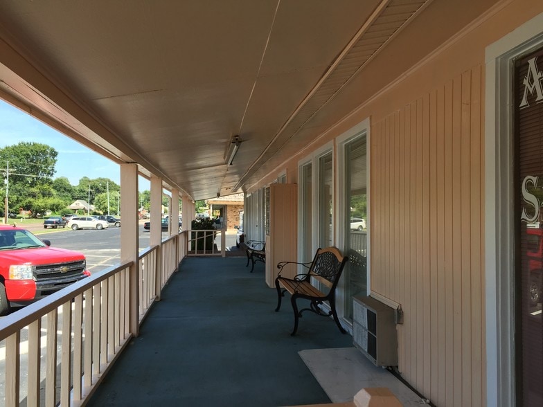 1723-1755 Main St, Southaven, MS à vendre - Photo du bâtiment - Image 2 de 17