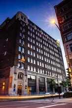 2050 Rue de Bleury, Montréal, QC for lease Building Photo- Image 2 of 8