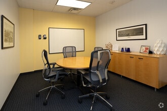 841 Prudential Dr, Jacksonville, FL for lease Interior Photo- Image 2 of 9