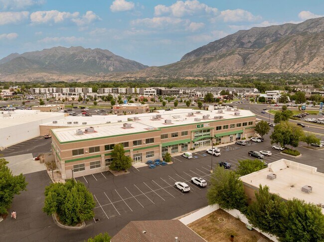 Plus de détails pour 2121 N 550 W, Provo, UT - Bureau à vendre