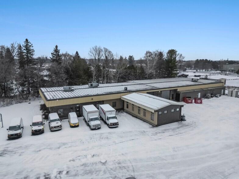 2210 Cavanmore Rd, Ottawa, ON for sale - Building Photo - Image 1 of 7