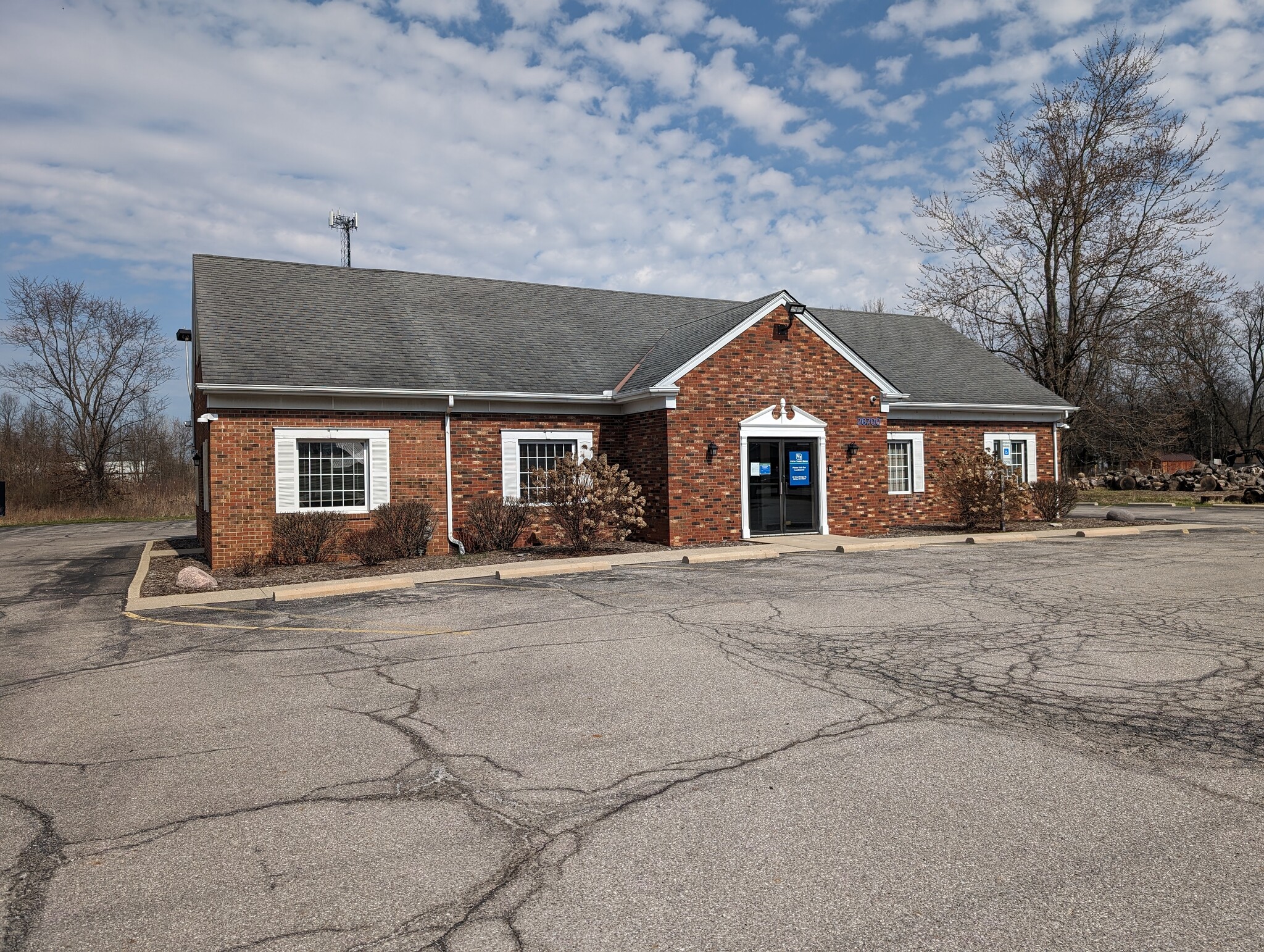 26700 Royalton Rd, Columbia Station, OH for lease Building Photo- Image 1 of 4