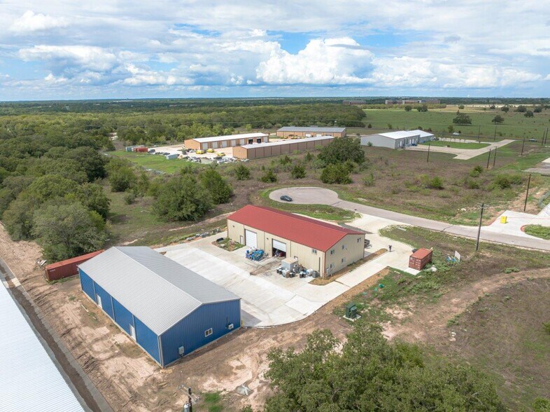 8400 Parameter Ct, College Station, TX à louer - Photo du bâtiment - Image 2 de 8