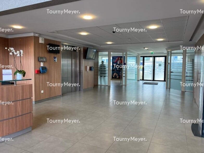 33-43 Avenue Georges Pompidou, Balma à louer - Hall d’entrée - Image 3 de 12