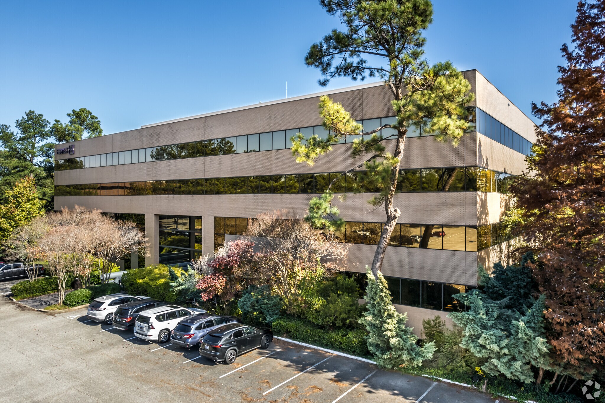 850 Ridge Lake Blvd, Memphis, TN à louer Photo principale- Image 1 de 5