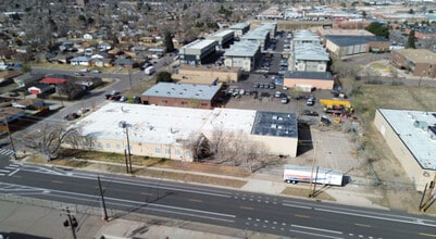 6035 E 38th Ave, Denver, CO à louer Photo intérieure- Image 1 de 9