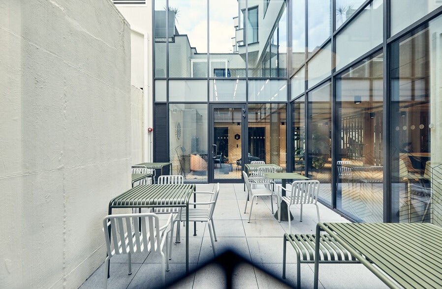 65-70 White Lion St, London for lease - Interior Photo - Image 1 of 10