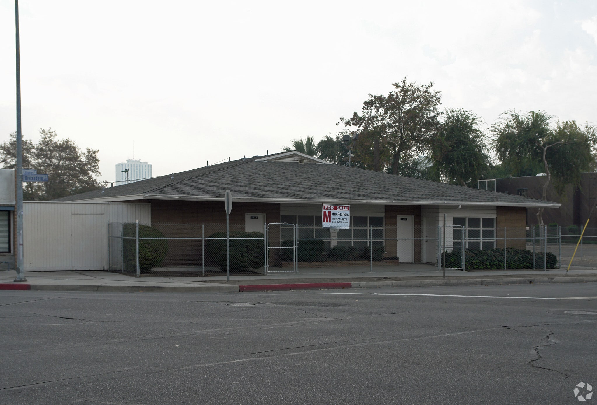 2430-2434 Calaveras St, Fresno, CA for lease Primary Photo- Image 1 of 7