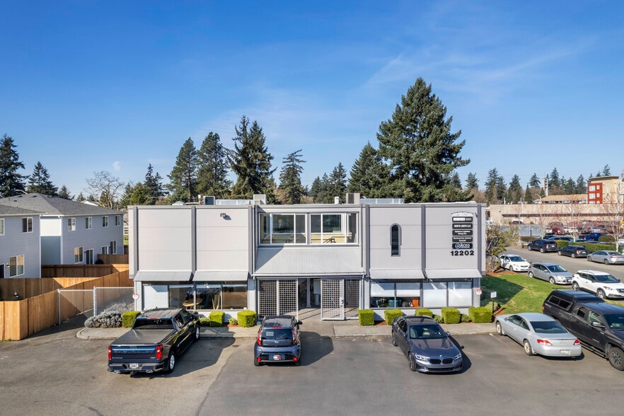 12202 Pacific Ave S, Tacoma, WA à louer - Photo du bâtiment - Image 1 de 7
