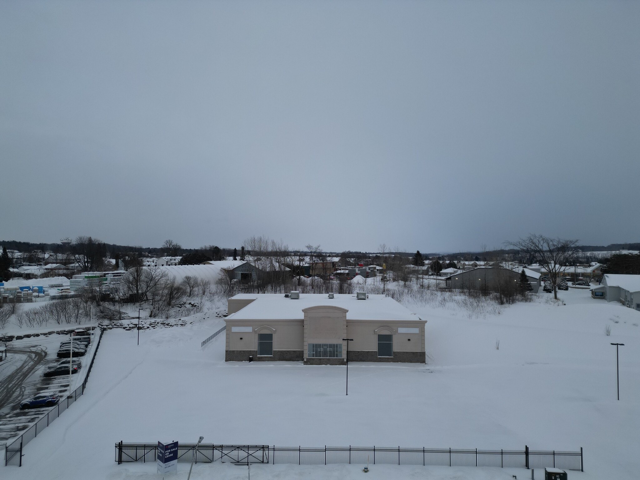 2747 Chamberland St, Clarence-Rockland, ON for sale Primary Photo- Image 1 of 29