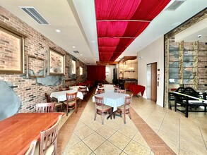 223 Valencia Ave, Coral Gables, FL for sale Interior Photo- Image 2 of 27