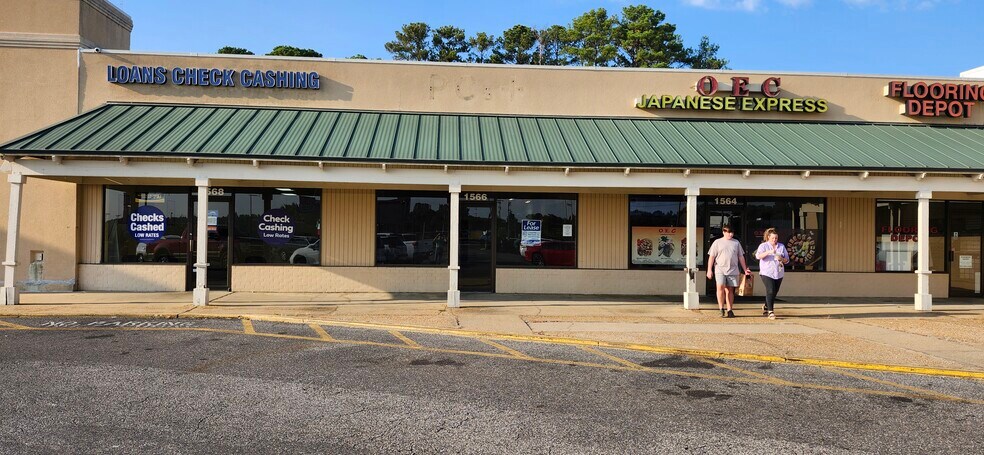 1574 W Government St, Brandon, MS à louer - Photo du bâtiment - Image 3 de 5