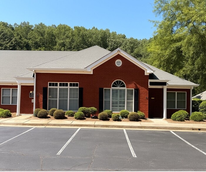 500 Sun Valley Dr, Roswell, GA for sale - Building Photo - Image 2 of 9