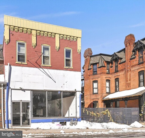 325 W Main St, Kutztown, PA for lease - Building Photo - Image 3 of 26