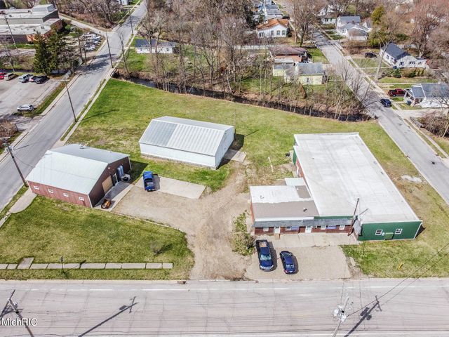 404-408 S Oak St, Buchanan, MI for sale - Aerial - Image 2 of 15