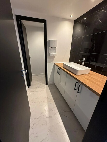 Bureau dans Créteil à louer - Photo intérieure - Image 3 de 5