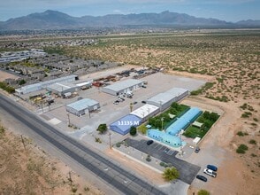 10893 Dyer St, El Paso, TX à louer Photo intérieure- Image 1 de 17