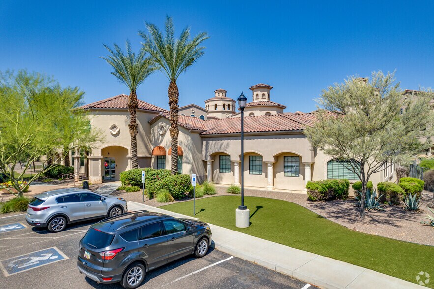 7410 N Zanjero Blvd, Glendale, AZ à louer - Photo du bâtiment - Image 1 de 7
