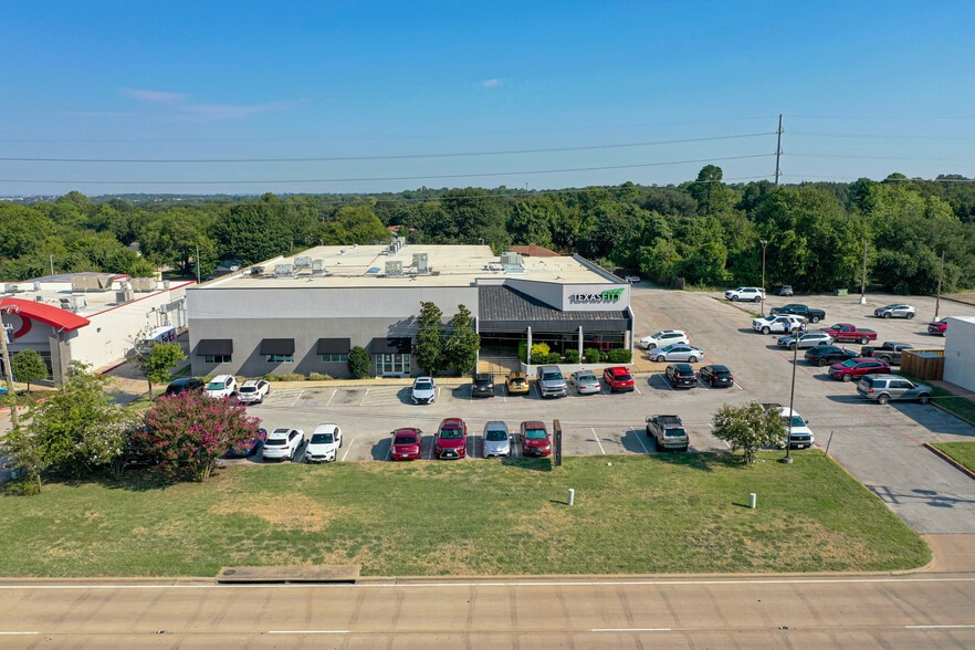 1917 W Pioneer Pky, Arlington, TX for sale - Building Photo - Image 3 of 12