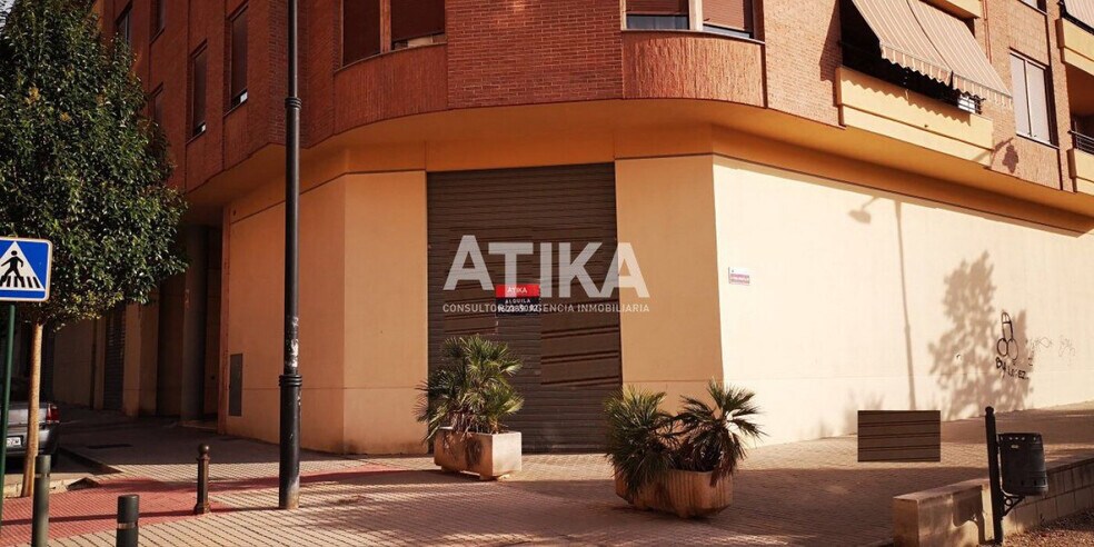 Retail in Ontinyent for lease - Building Photo - Image 3 of 4