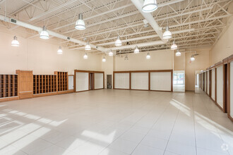 3900 Innes Rd, Ottawa, ON for lease Building Photo- Image 2 of 3