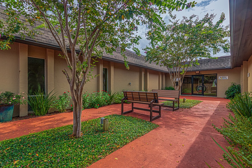 119 W Plymouth Ave, Deland, FL for lease - Building Photo - Image 2 of 66