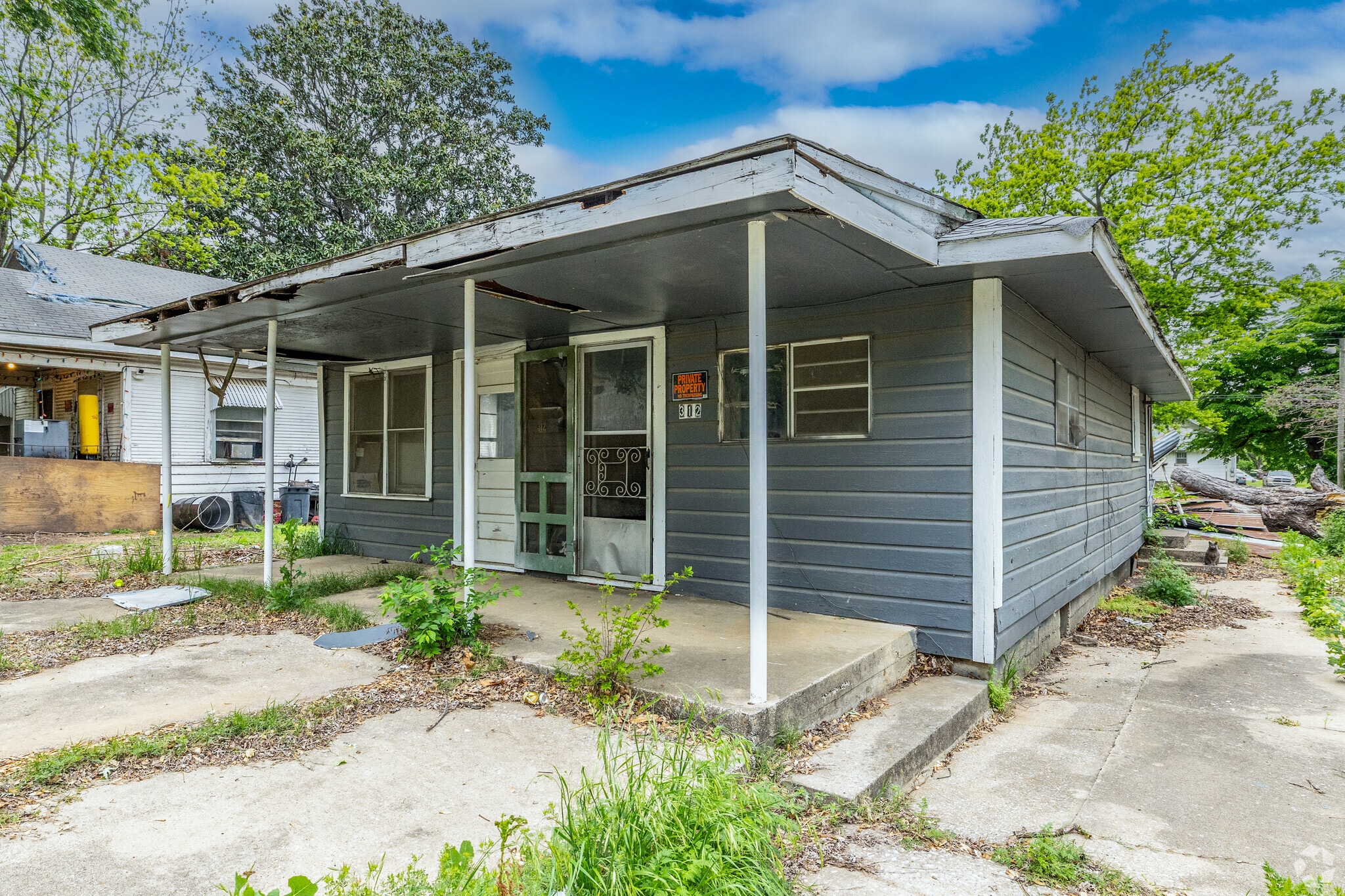 312 N Creek St, Holdenville, OK à vendre Photo principale- Image 1 de 13