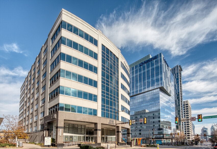 3701 Market St, Philadelphia, PA à louer - Photo du bâtiment - Image 1 de 5