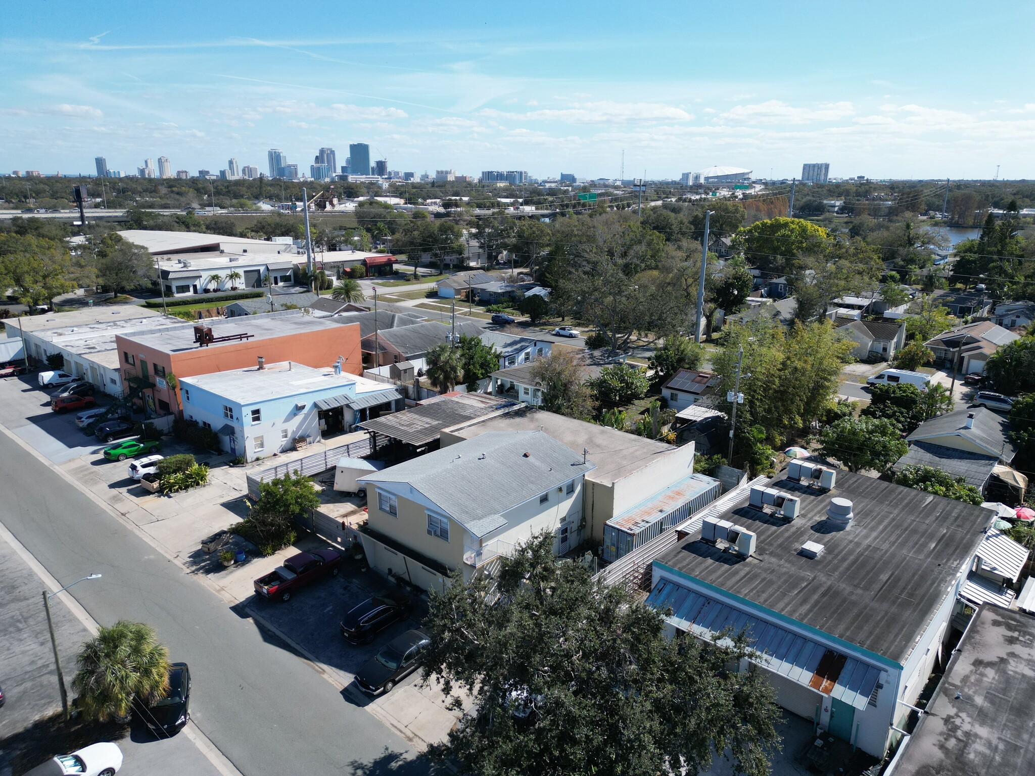 2254 16th Ave N, Saint Petersburg, FL à vendre Photo principale- Image 1 de 14