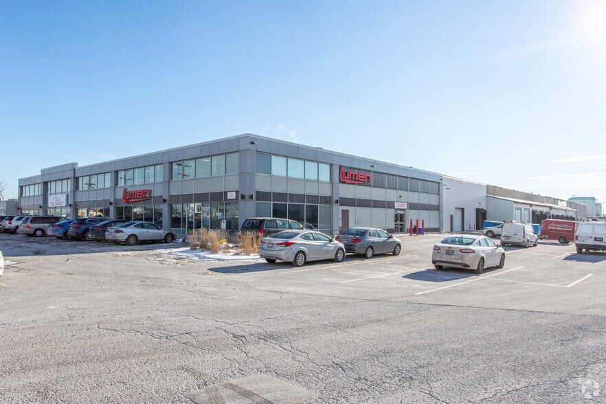 1000-1010 Belfast Rd, Ottawa, ON à louer - Photo du bâtiment - Image 2 de 9