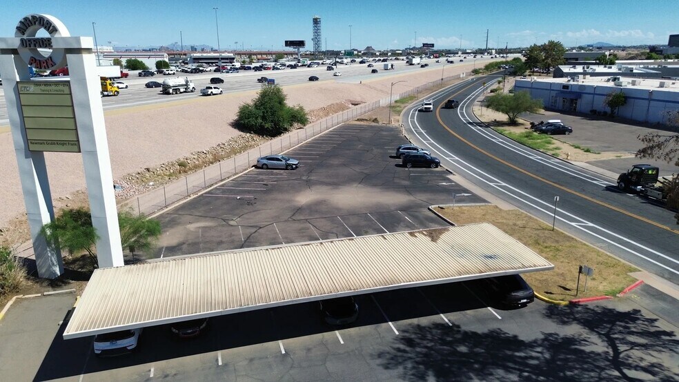 2544 E University Dr, Phoenix, AZ à vendre - Photo du bâtiment - Image 2 de 13