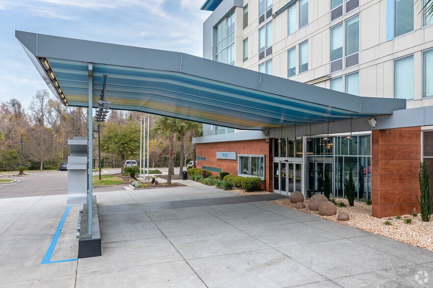 4875 Tanger Outlet Blvd, North Charleston, SC à vendre - Photo du bâtiment - Image 3 de 3