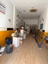 Retail in València, Valencia for lease Interior Photo- Image 1 of 23