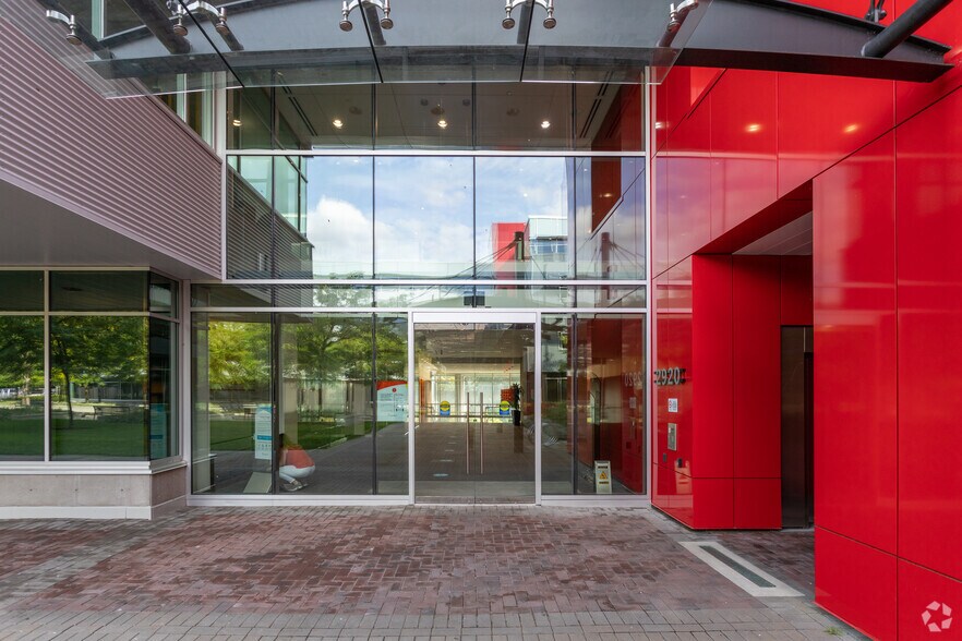 2920 Virtual Way, Vancouver, BC for lease - Building Photo - Image 3 of 25