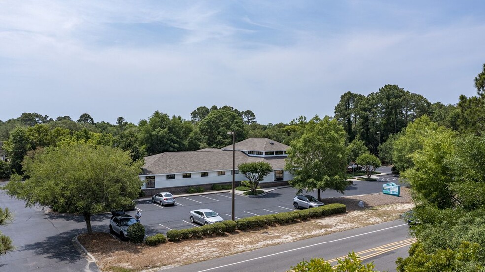 710 Sunset Blvd N, Sunset Beach, NC for lease - Building Photo - Image 2 of 15