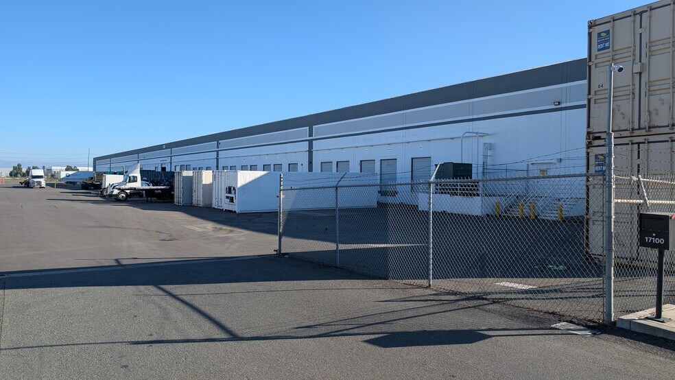 17100 S Harlan Rd, Lathrop, CA à louer - Photo du bâtiment - Image 3 de 27