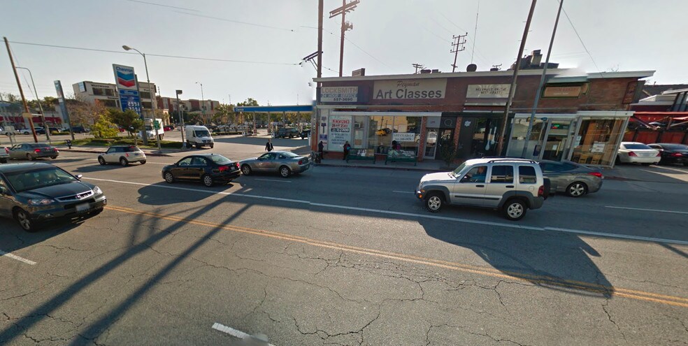 1777 Westwood Blvd, Los Angeles, CA à louer - Photo du bâtiment - Image 3 de 6