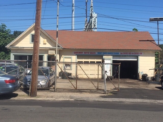 2000 Stratford Ave, Stratford, CT à vendre - Photo du bâtiment - Image 3 de 5