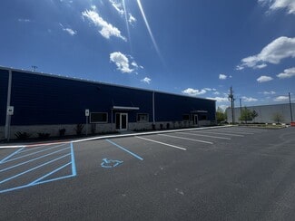 Plus de détails pour 8343 Masters Rd, Indianapolis, IN - Local d'activités à louer