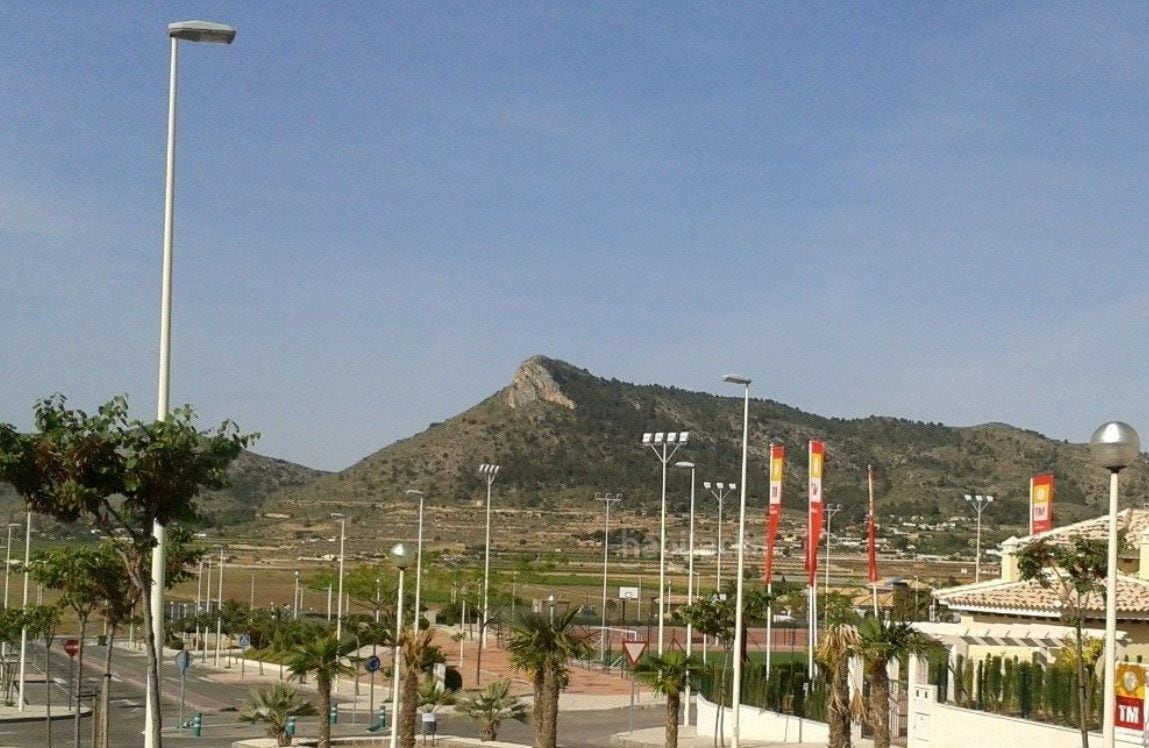 Carrer Aitana, 12, Aspe, Alicante for sale Building Photo- Image 1 of 9