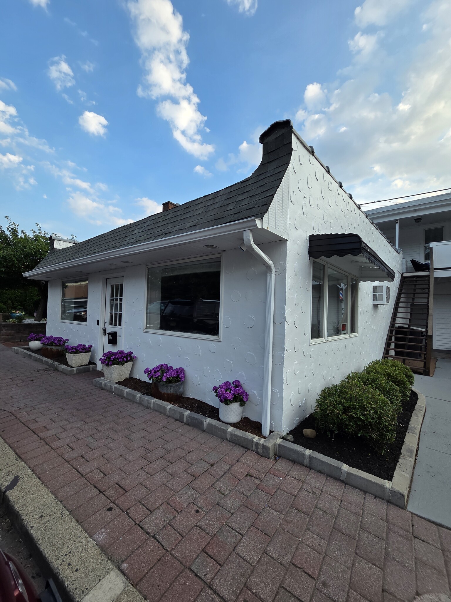 291 Bloomfield Ave, Caldwell, NJ à louer Photo du bâtiment- Image 1 de 15