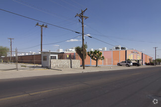 Plus de détails pour 320 N Clark Dr, El Paso, TX - Industriel à louer