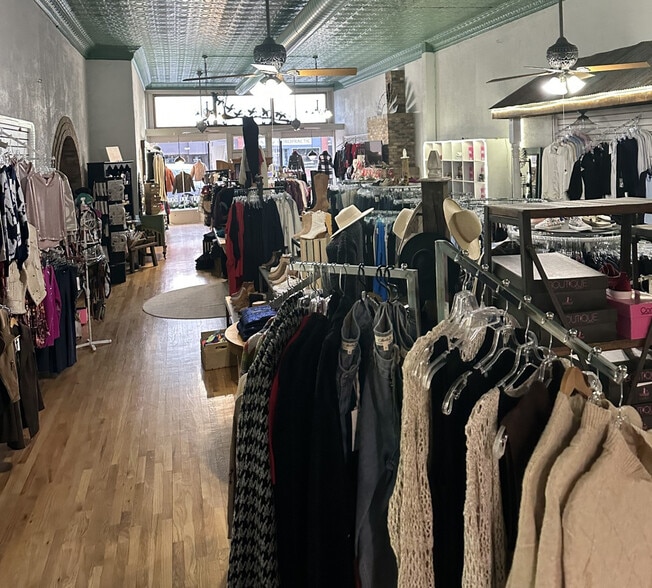 712 Main St, Alma, NE for sale - Building Photo - Image 2 of 12