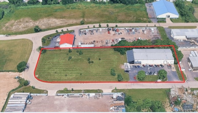 702 Magna Dr, Round Lake Heights, IL - Aerial map view