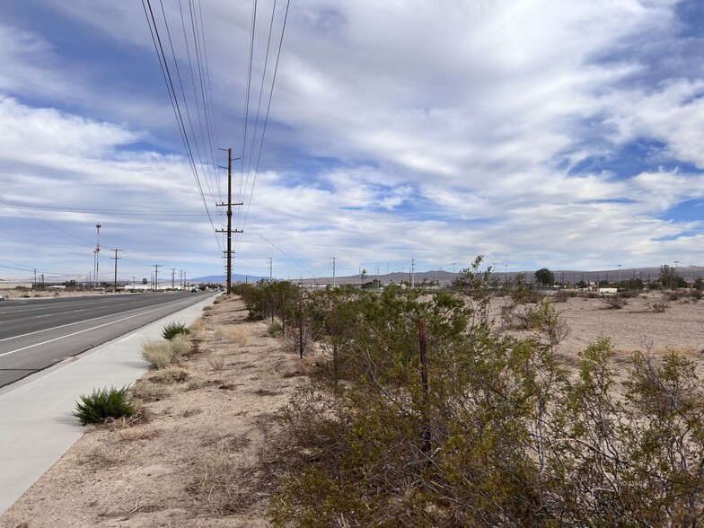 508-020-03 Ridgecrest Blvd., Ridgecrest, CA à vendre - Photo principale - Image 1 de 3