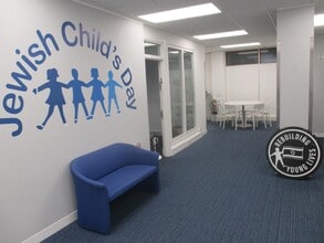 Arcadia Ave, Londres à louer Photo intérieure- Image 1 de 2