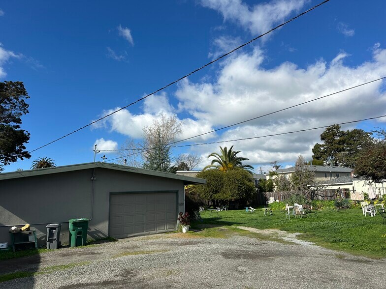 2212 Sacramento St, Berkeley, CA à vendre - Photo du bâtiment - Image 3 de 11