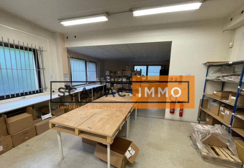 Flex in Champs-sur-Marne for lease - Building Photo - Image 3 of 11